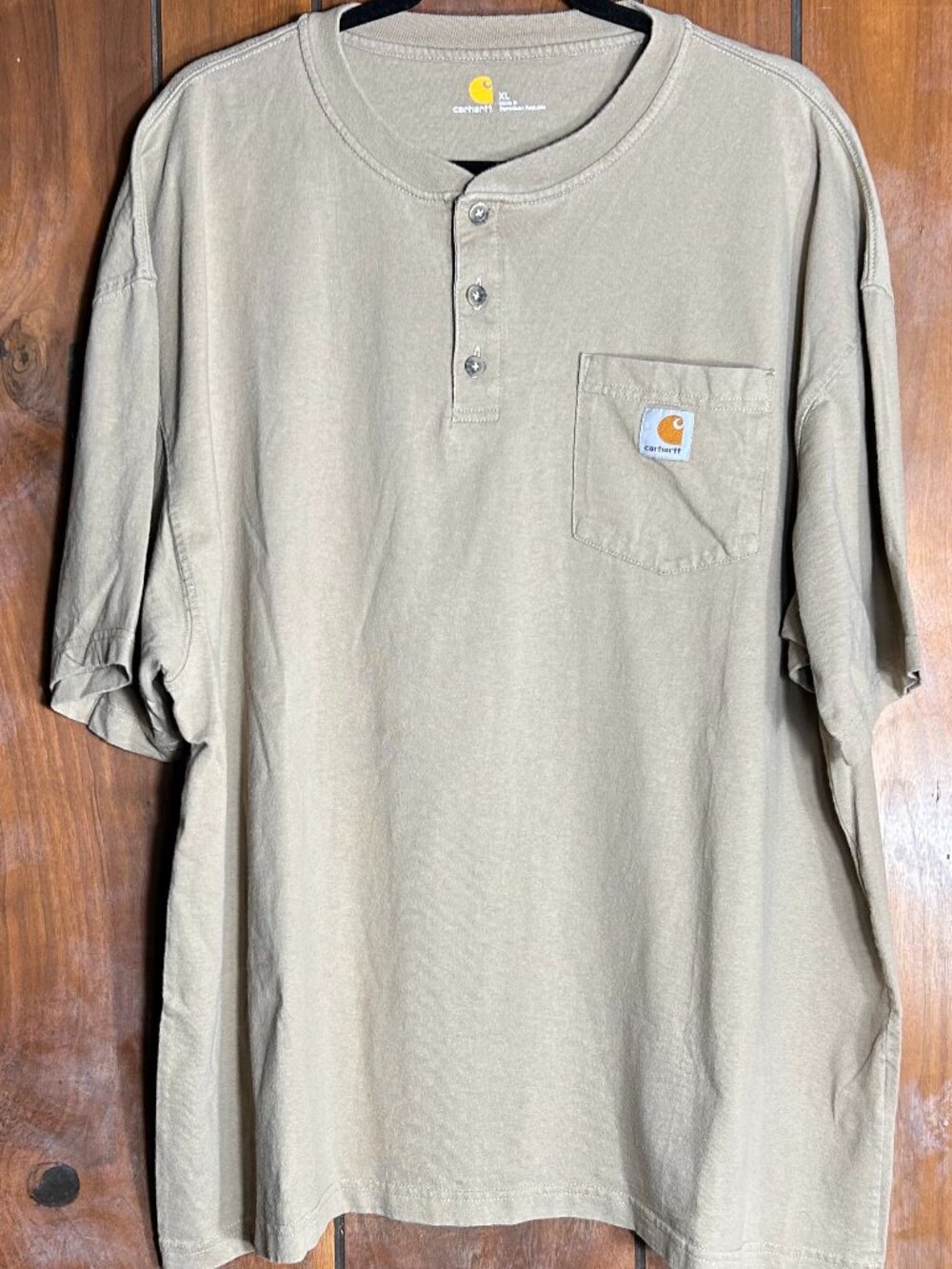 Carhartt Men's XL Heavyweight Short Sleeve Henley T Shirt Khaki Pocket Tee